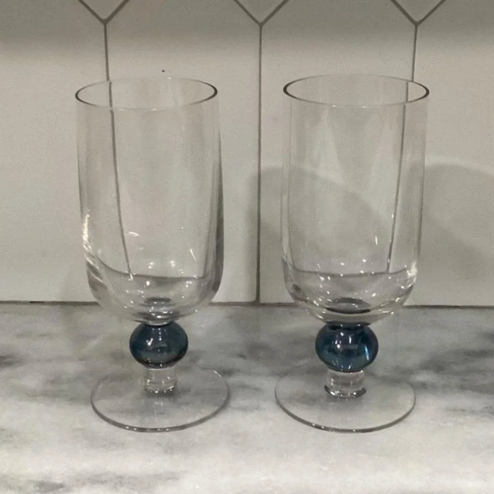 Short Footed Water Goblets Smokey Blue‎ Stem  Set Of 2 Vintage  Elegant